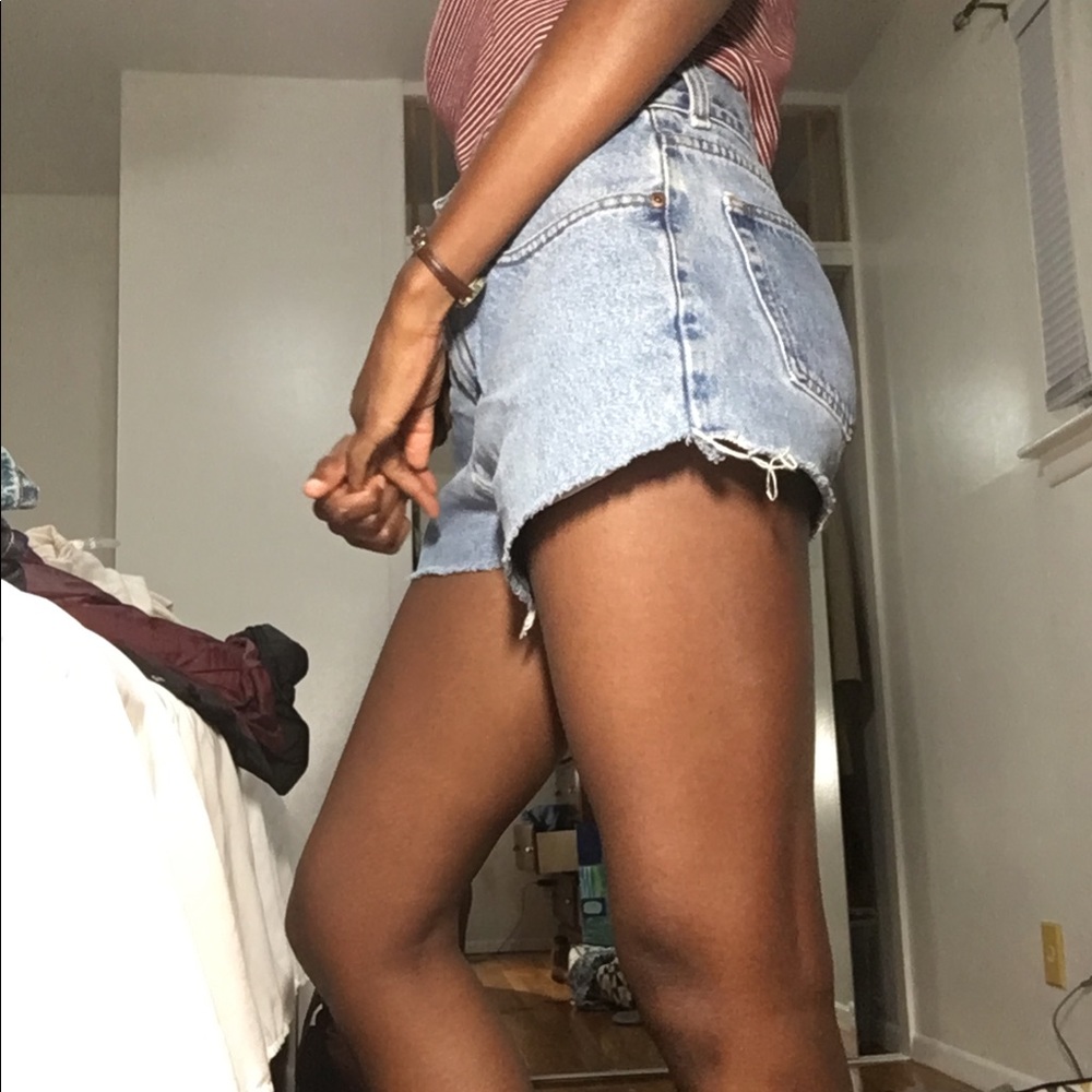 High waisted shorts light wash